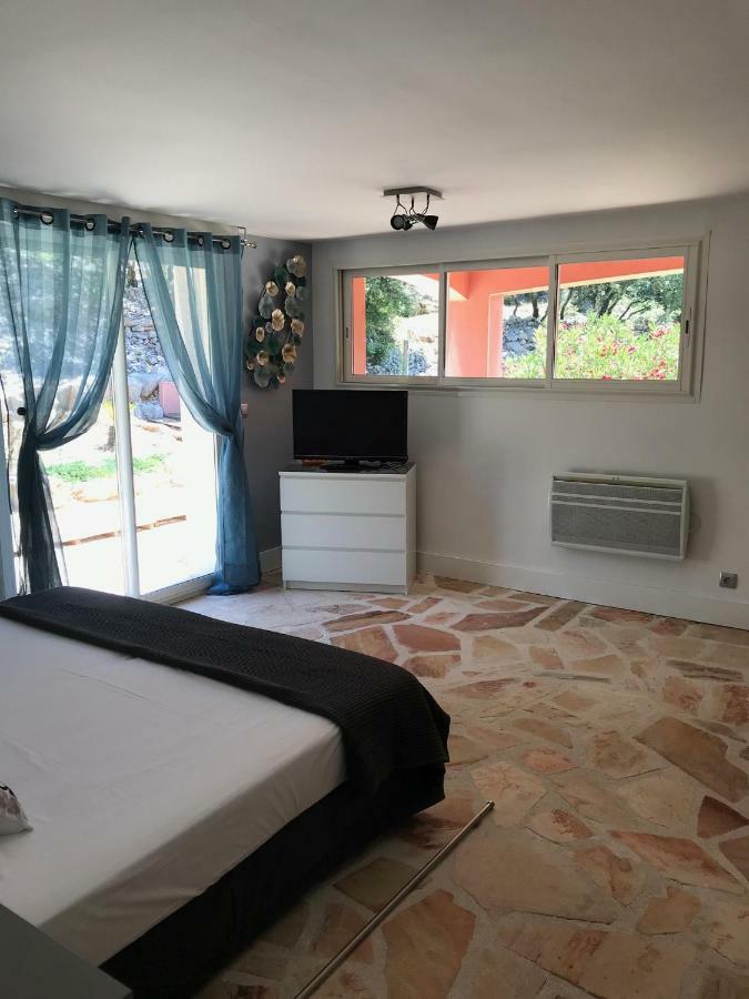 Au Gre Du Sud Bed & Breakfast Puechabon